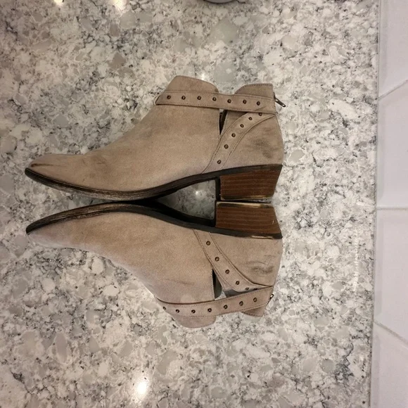 Abound faux suede beige ankle boots Size 12 - Picture 1 of 9